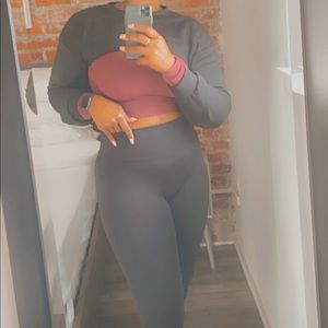 Versatile long sleeve crop top